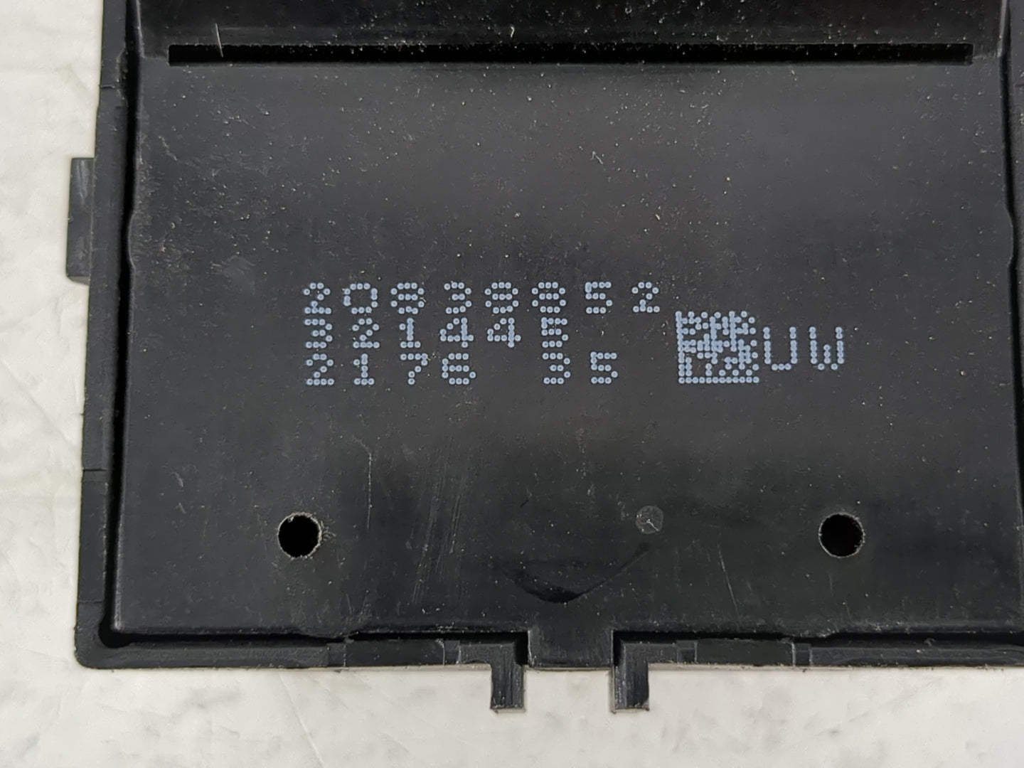 2012-2015 Chevrolet Captiva Sport Master Power Window Switch Replacement Driver Side Left P/N:20938852 Fits OEM Used Auto Pa