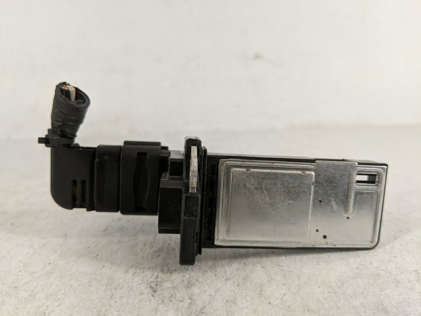 2012-2015 Chevrolet Captiva Sport Mass Air Flow Meter Maf - Oemusedautoparts1.com