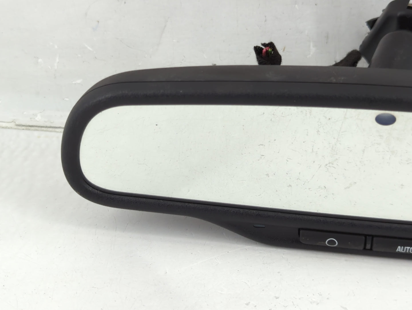 2013-2015 Chevrolet Captiva Sport Interior Rear View Mirror Replacement OEM P/N:15271286 Fits OEM Used Auto Parts - Oemuseda