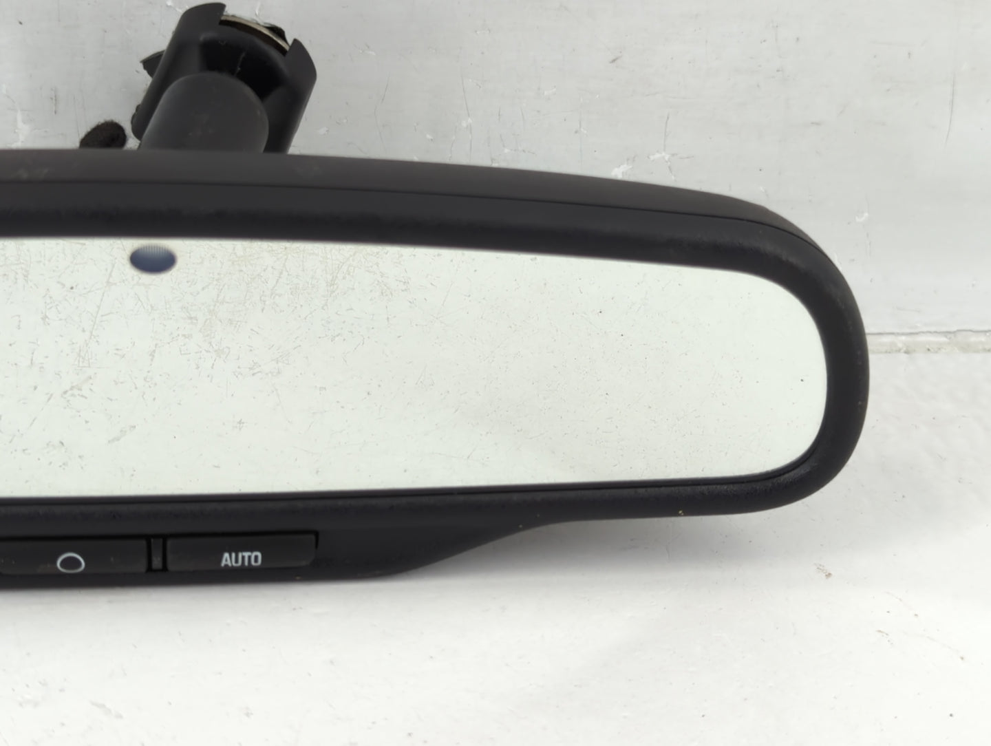 2013-2015 Chevrolet Captiva Sport Interior Rear View Mirror Replacement OEM P/N:15271286 Fits OEM Used Auto Parts - Oemuseda