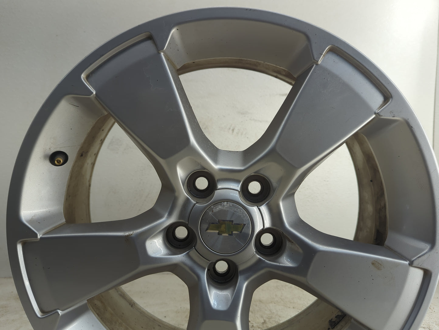 2013-2015 Chevrolet Captiva Sport Oem Wheel Rim 1183923 - Oemusedautoparts1.com