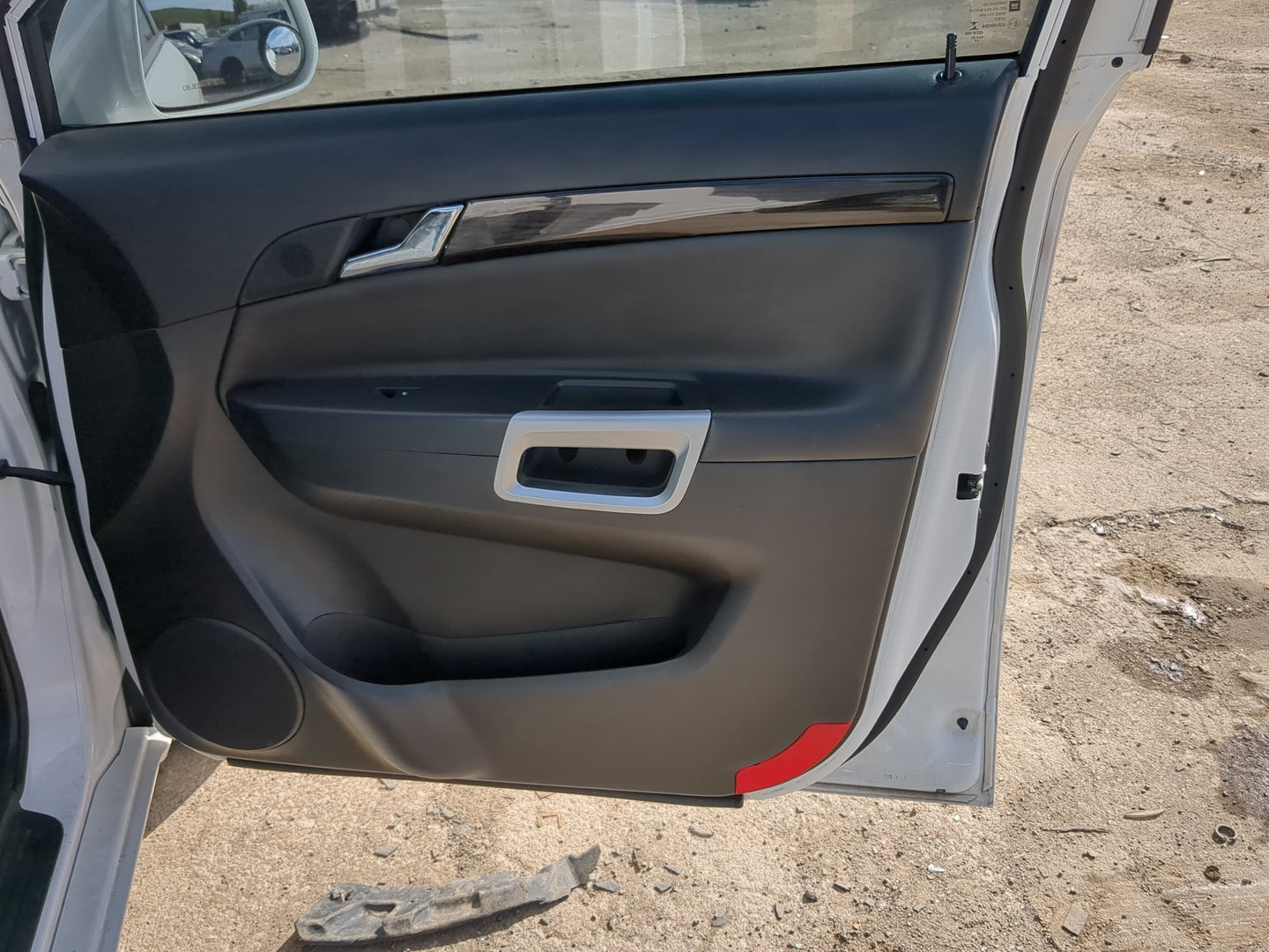 Door Panels 2014 CHEVROLET CAPTIVA SPORT - Oemusedautoparts1.com