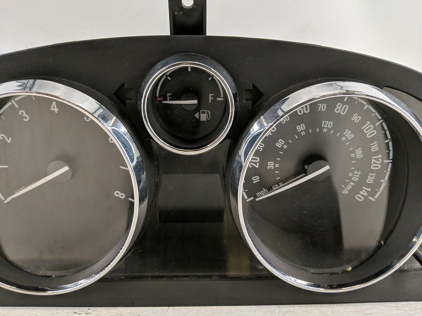 2014-2015 Chevrolet Captiva Sport Instrument Cluster Speedometer Gauges P/N:23167552 Fits Fits 2014 2015 OEM Used Auto Parts