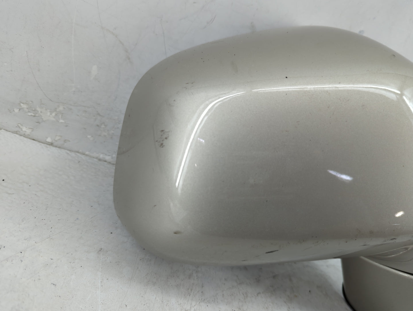 2012-2015 Chevrolet Captiva Sport Passenger Side View Mirror - Right Door Mirror OEM Used - Oemusedautoparts1.com
