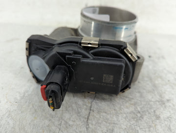 2012-2015 Chevrolet Captiva Sport Throttle Body P/N:12632101CA Fits Fits 2012 2013 2014 2015 OEM Used Auto Parts