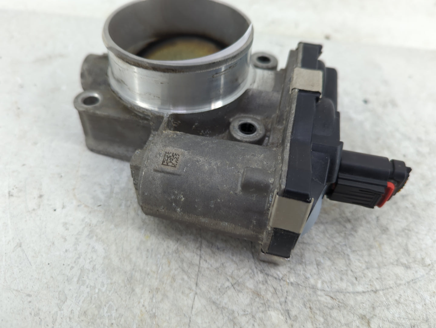2012-2015 Chevrolet Captiva Sport Throttle Body P/N:12632101CA Fits Fits 2012 2013 2014 2015 OEM Used Auto Parts - Oemusedau