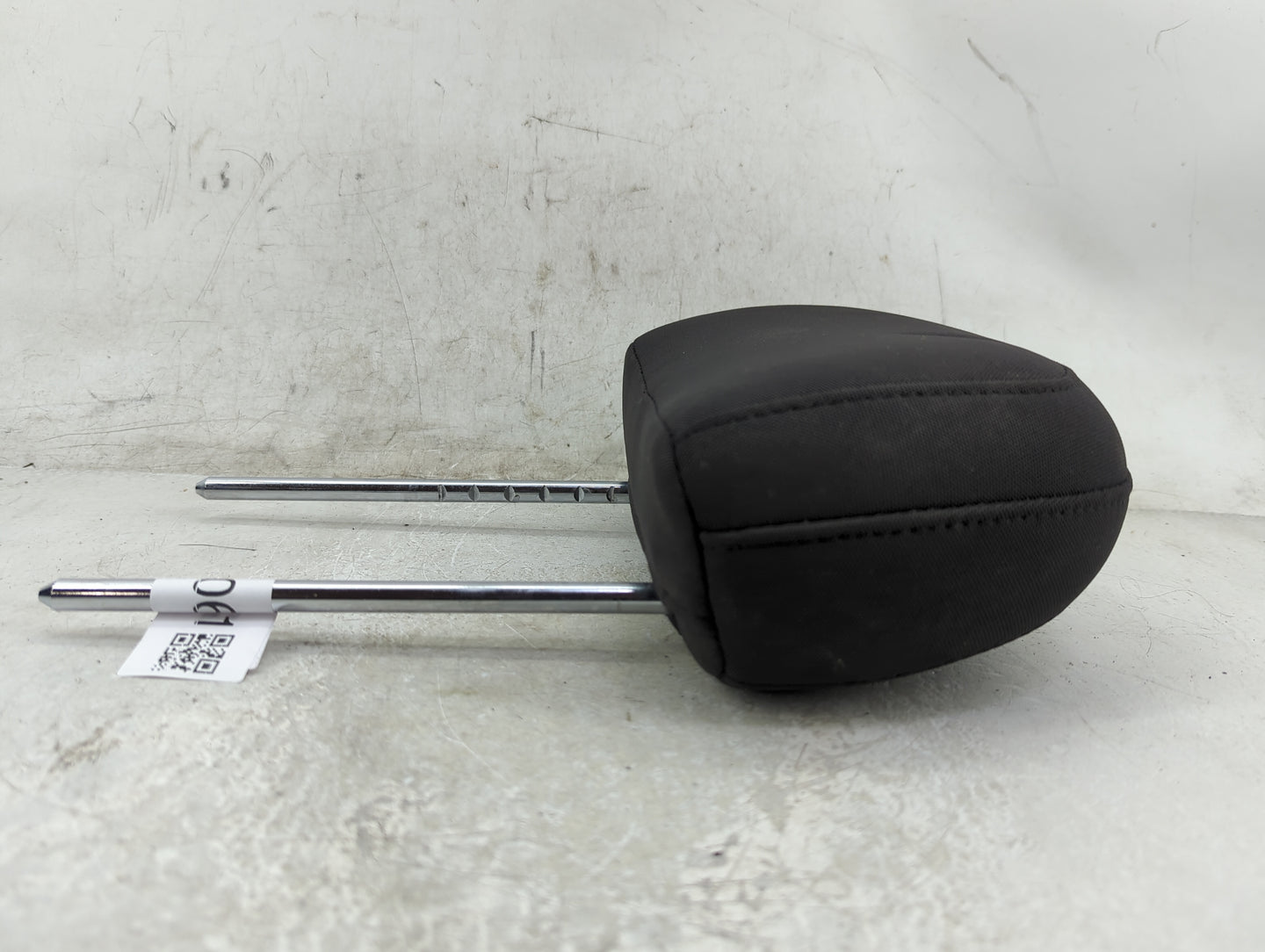 2012 Captiva Sport Headrest Head Rest Front Driver Passenger Seat - Oemusedautoparts1.com