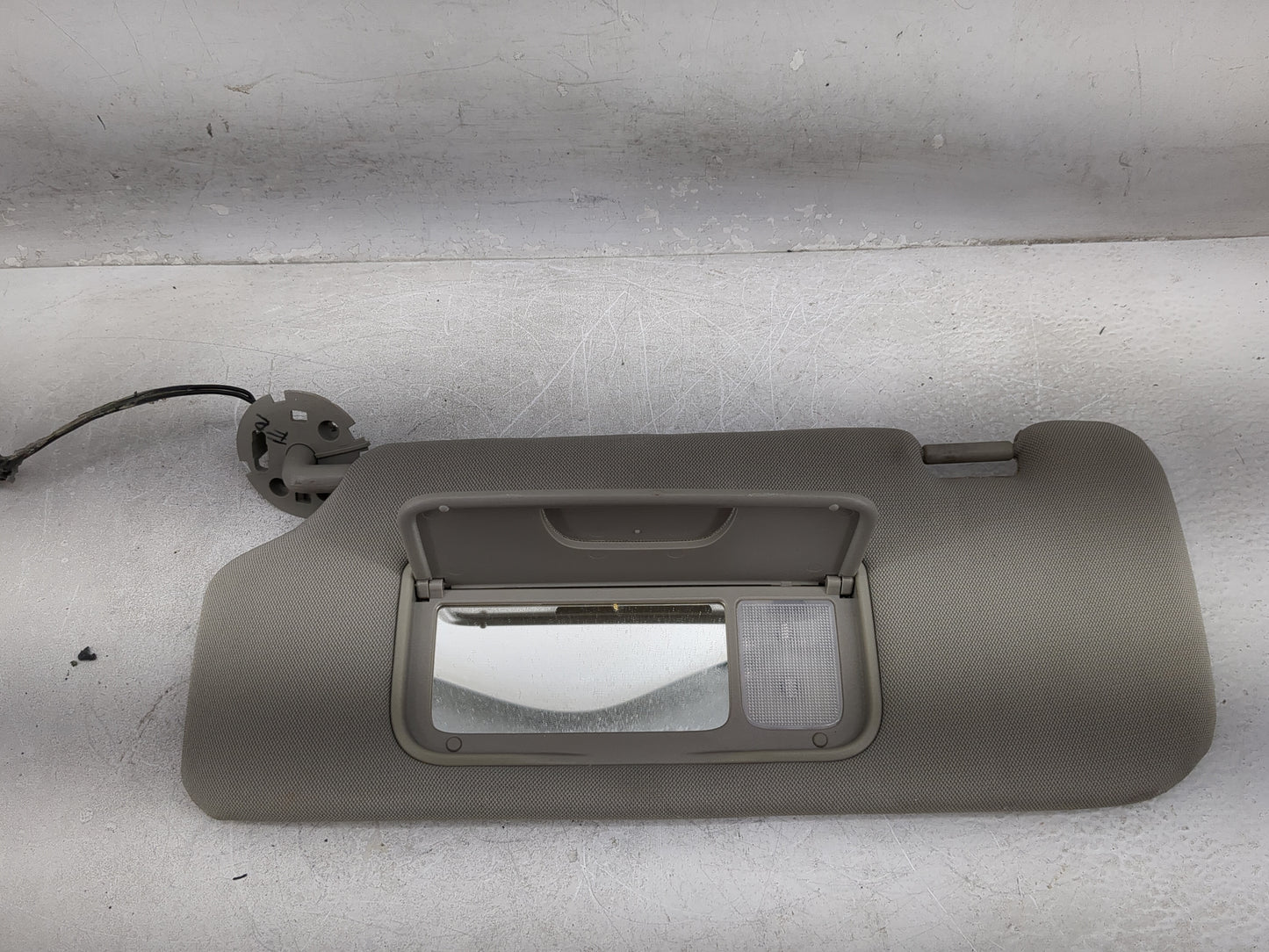 2012-2015 Chevrolet Captiva Sport Sun Visor Shade Replacement Driver Left Mirror Fits Fits 2008 2009 2010 2012 2013 2014 201
