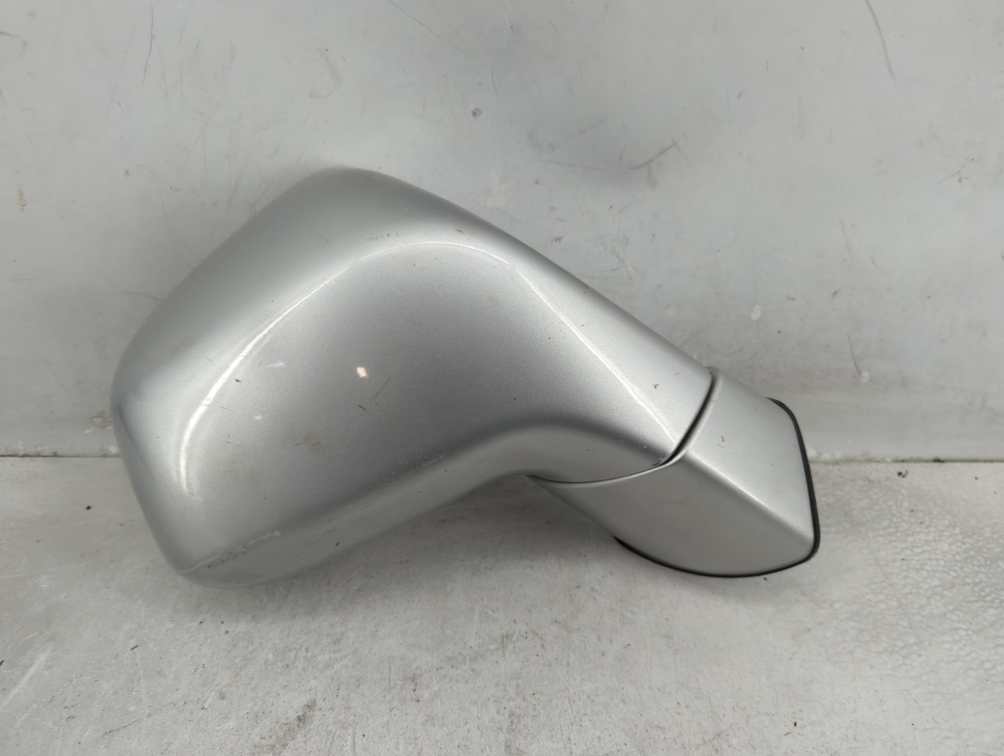 2012-2015 Chevrolet Captiva Sport Passenger Side View Mirror - Right Door Mirror OEM Used - Oemusedautoparts1.com