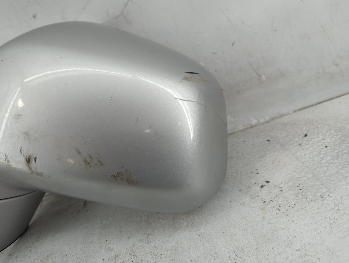 2013-2015 Chevrolet Captiva Sport Driver Side View Mirror - Left Door Mirror OEM Used - Oemusedautoparts1.com