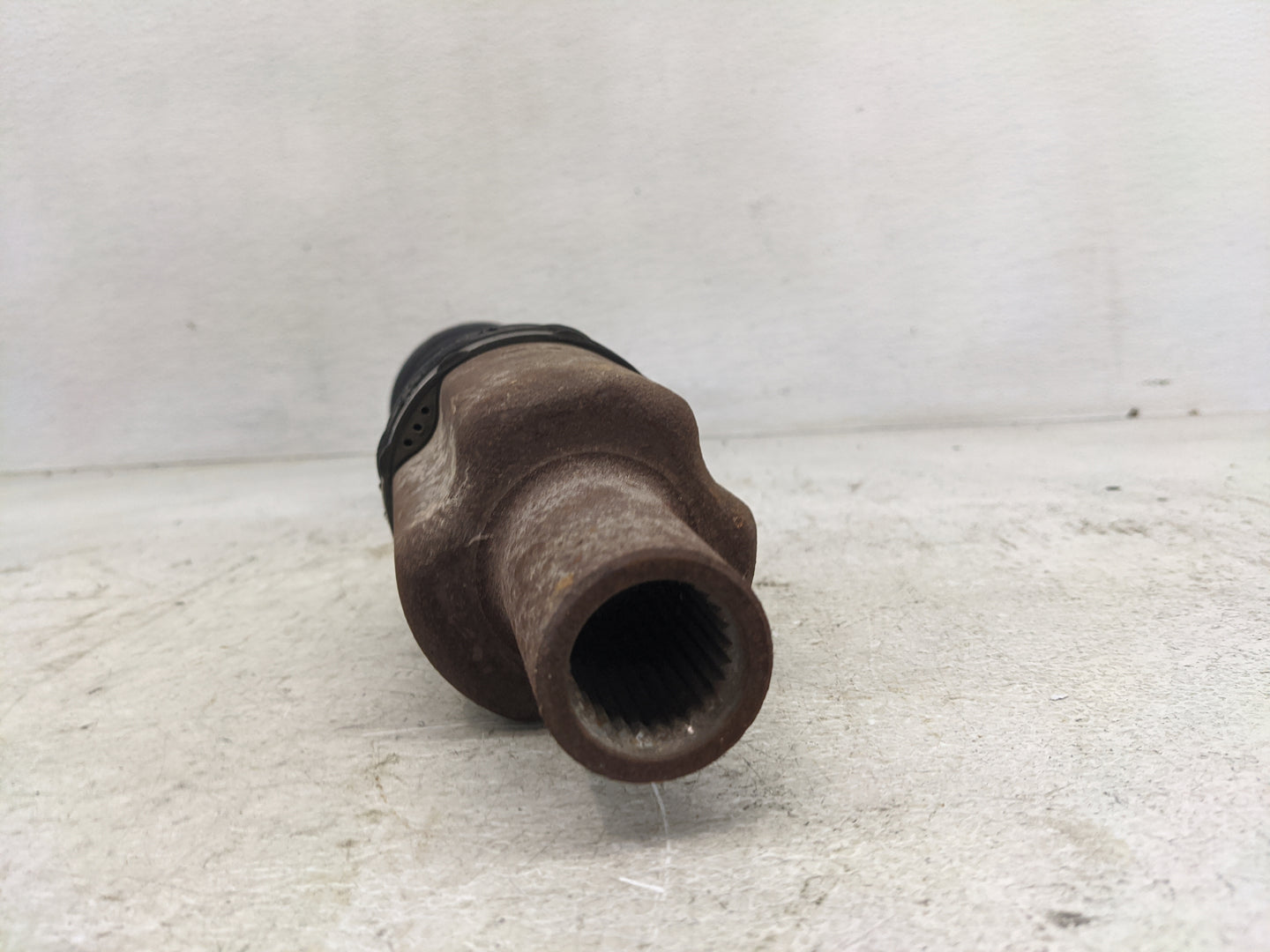 2012-2015 Chevrolet Captiva Sport Axle Shaft Front Passenger Cv C/v - Oemusedautoparts1.com