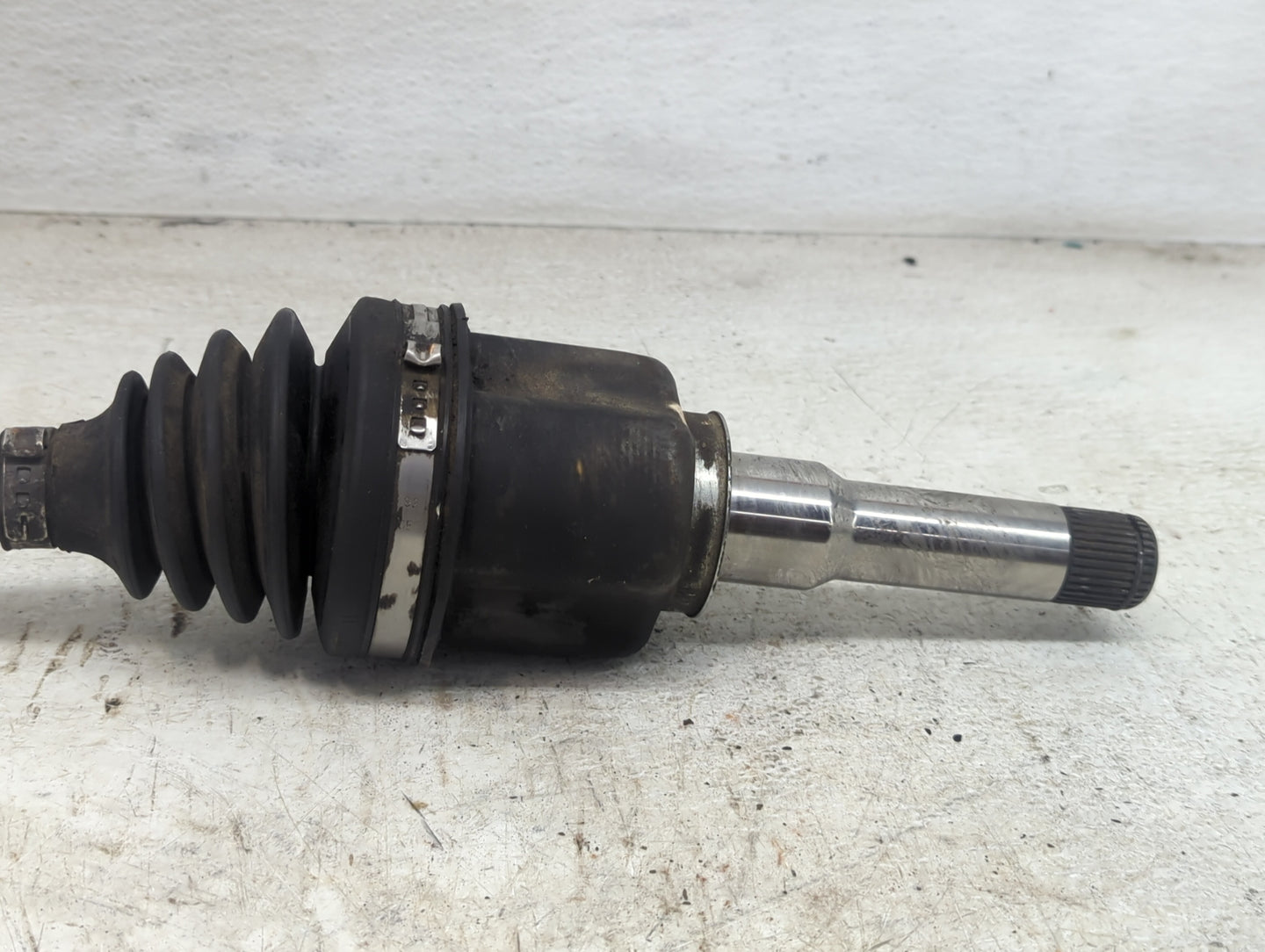 2012-2015 Chevrolet Captiva Sport Axle Shaft Front Driver Cv C/v - Oemusedautoparts1.com