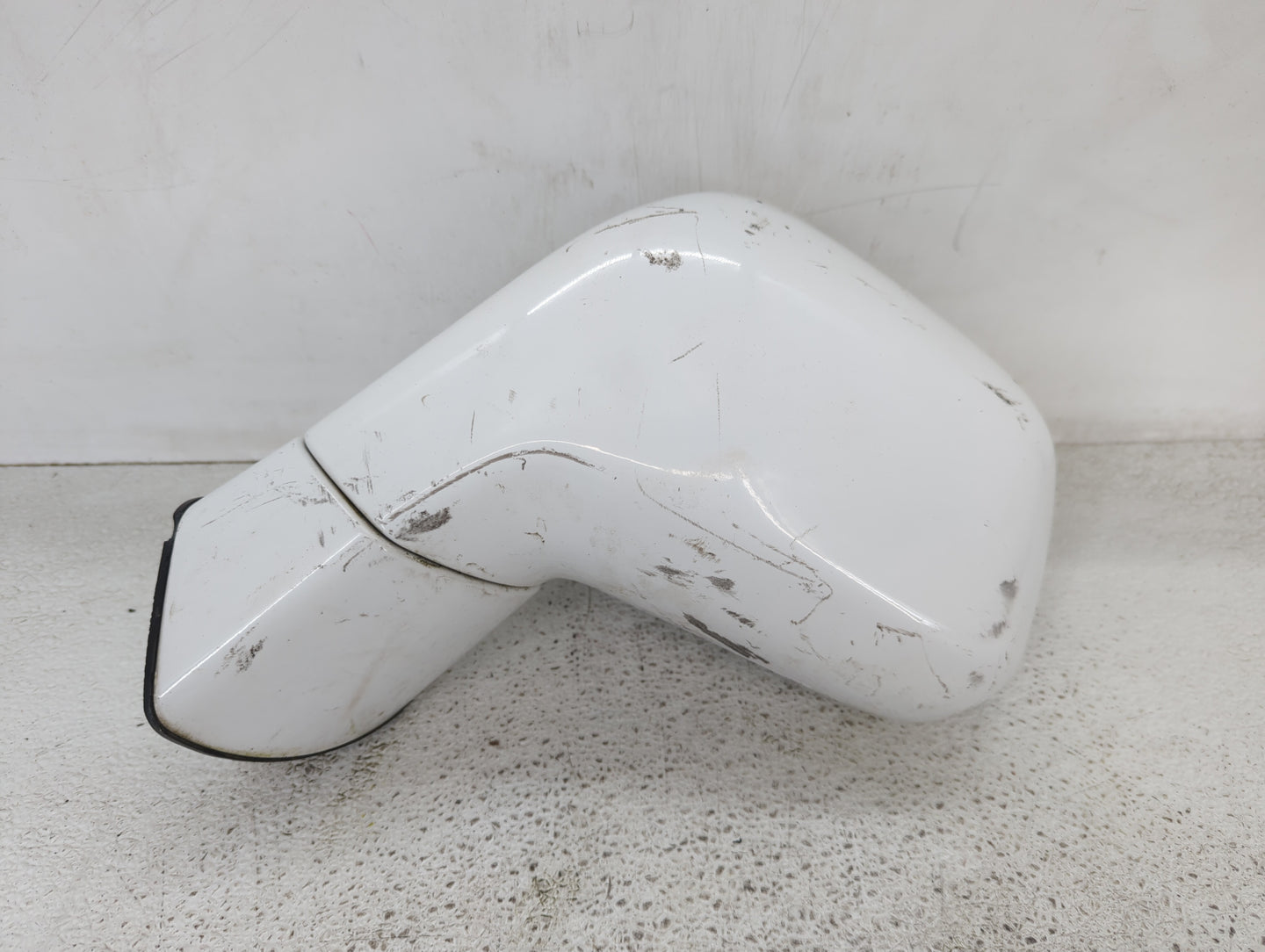 2013-2015 Chevrolet Captiva Sport Driver Side View Mirror - Left Door Mirror OEM Used - Oemusedautoparts1.com