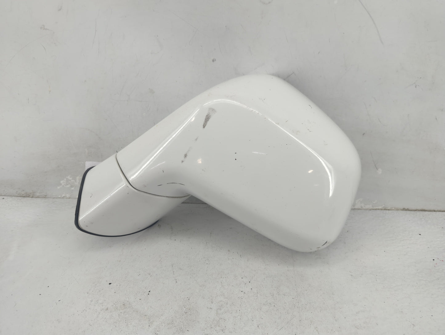2013-2015 Chevrolet Captiva Sport Driver Side View Mirror - Left Door Mirror OEM Used - Oemusedautoparts1.com