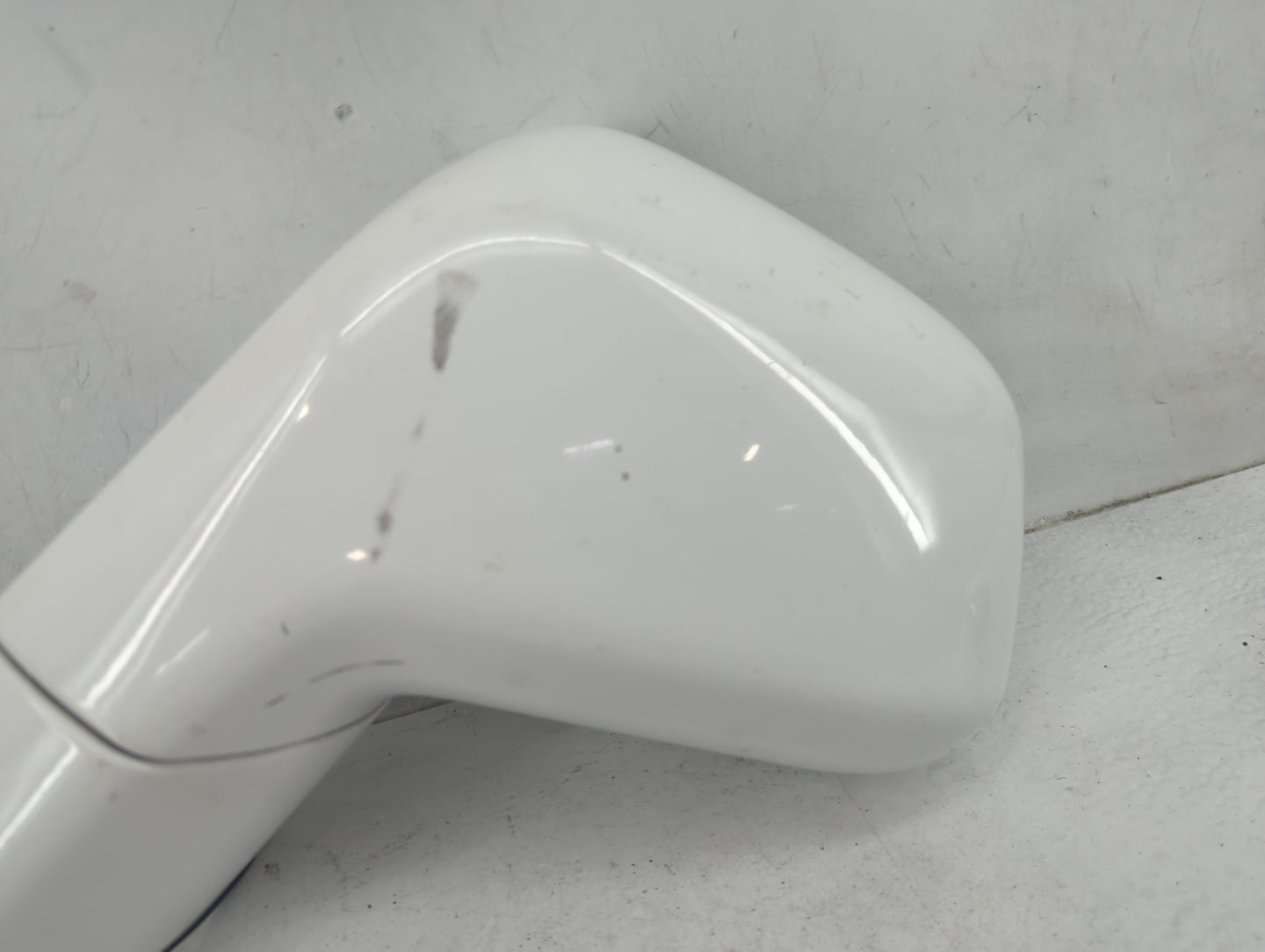 2013-2015 Chevrolet Captiva Sport Driver Side View Mirror - Left Door Mirror OEM Used - Oemusedautoparts1.com