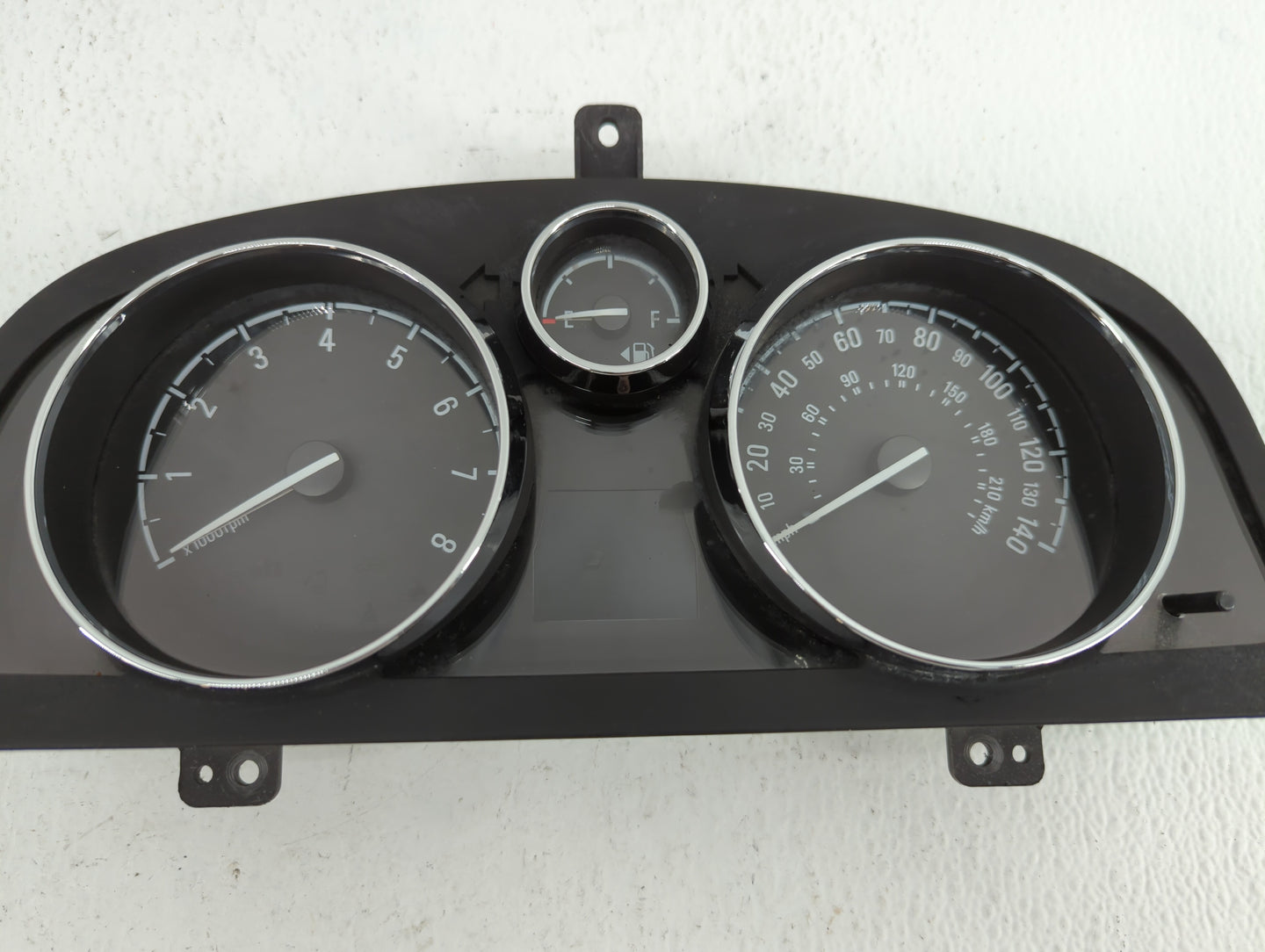 2013-2014 Chevrolet Captiva Sport Instrument Cluster Speedometer Gauges P/N:22975645 23167552 Fits Fits 2013 2014 OEM Used A
