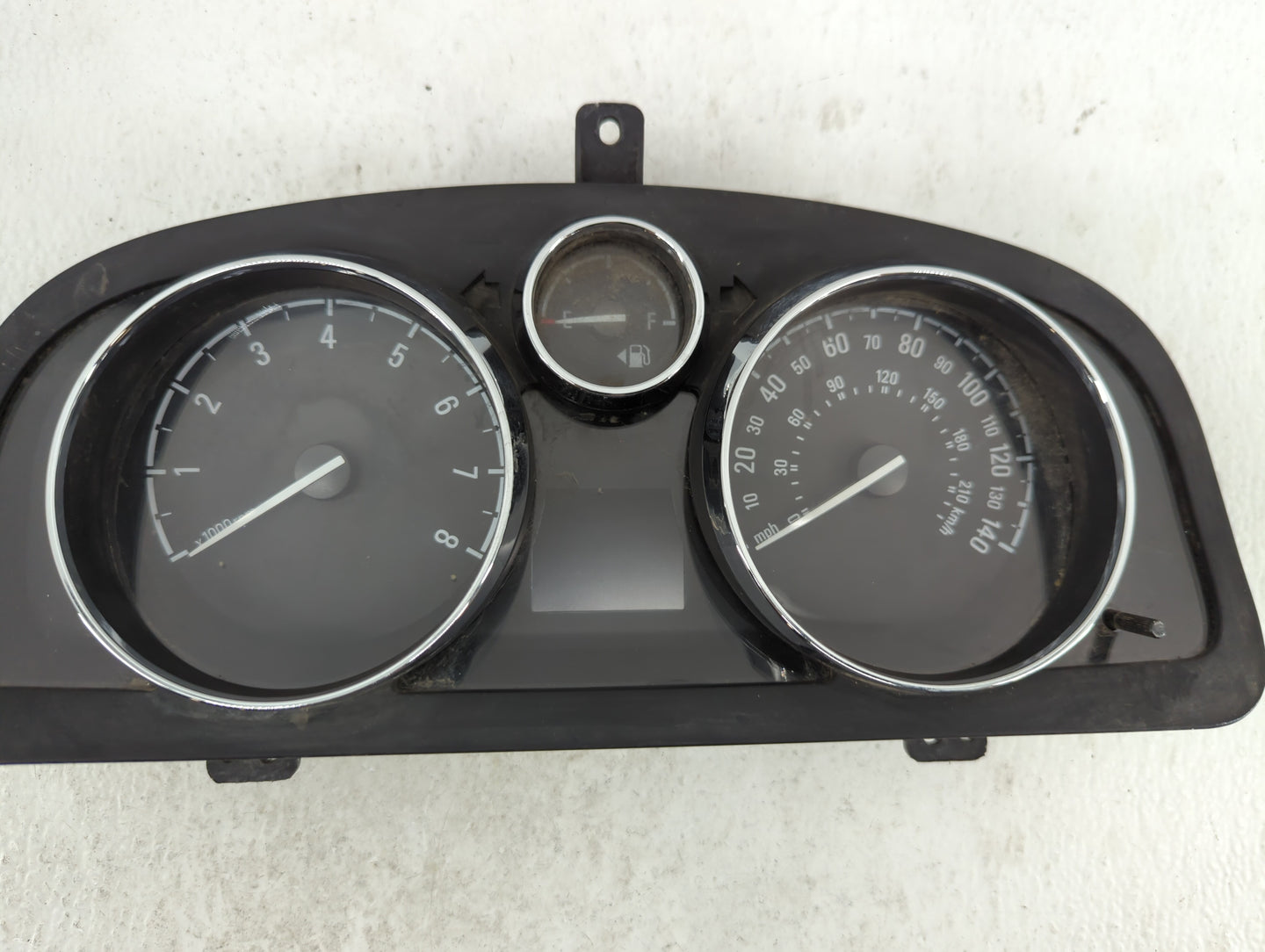 2013-2014 Chevrolet Captiva Sport Instrument Cluster Speedometer Gauges P/N:22975645 23167552 Fits Fits 2013 2014 OEM Used A
