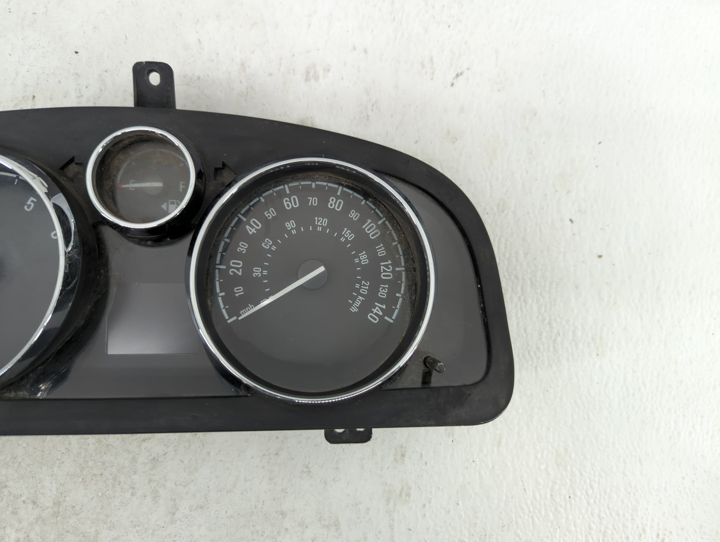 2013-2014 Chevrolet Captiva Sport Instrument Cluster Speedometer Gauges P/N:22975645 23167552 Fits Fits 2013 2014 OEM Used A