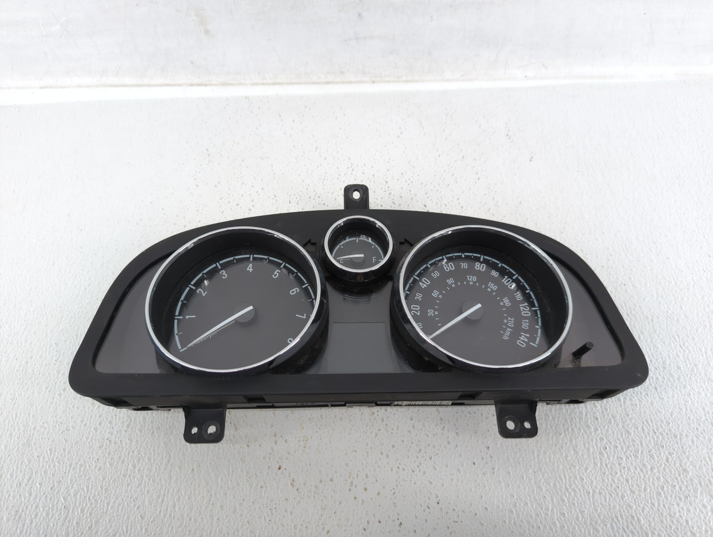 2013-2014 Chevrolet Captiva Sport Instrument Cluster Speedometer Gauges P/N:23167552 23120853, 22975645 Fits Fits 2013 2014 