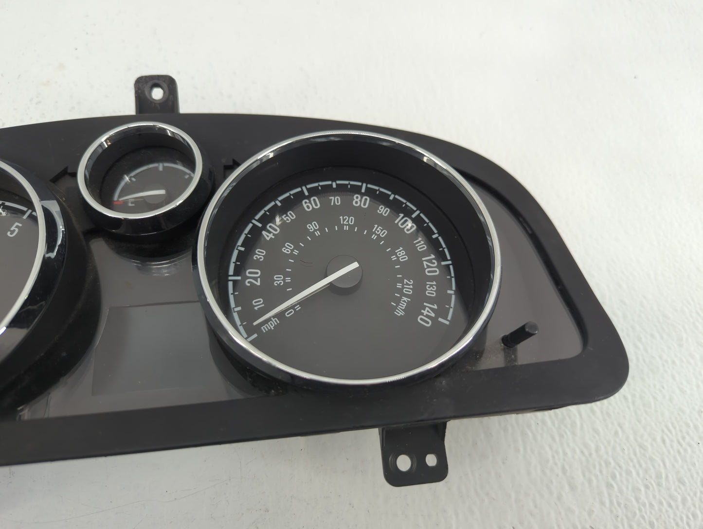 2013-2014 Chevrolet Captiva Sport Instrument Cluster Speedometer Gauges P/N:23167552 Fits Fits 2013 2014 OEM Used Auto Parts