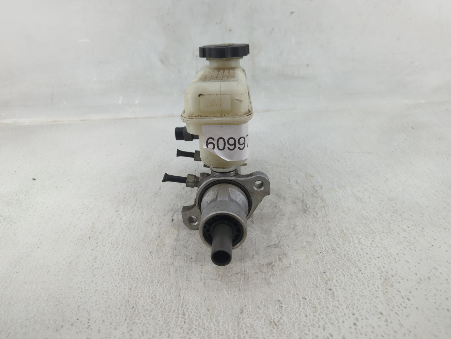 2013-2015 Chevrolet Captiva Sport Brake Master Cylinder 609976 - Oemusedautoparts1.com