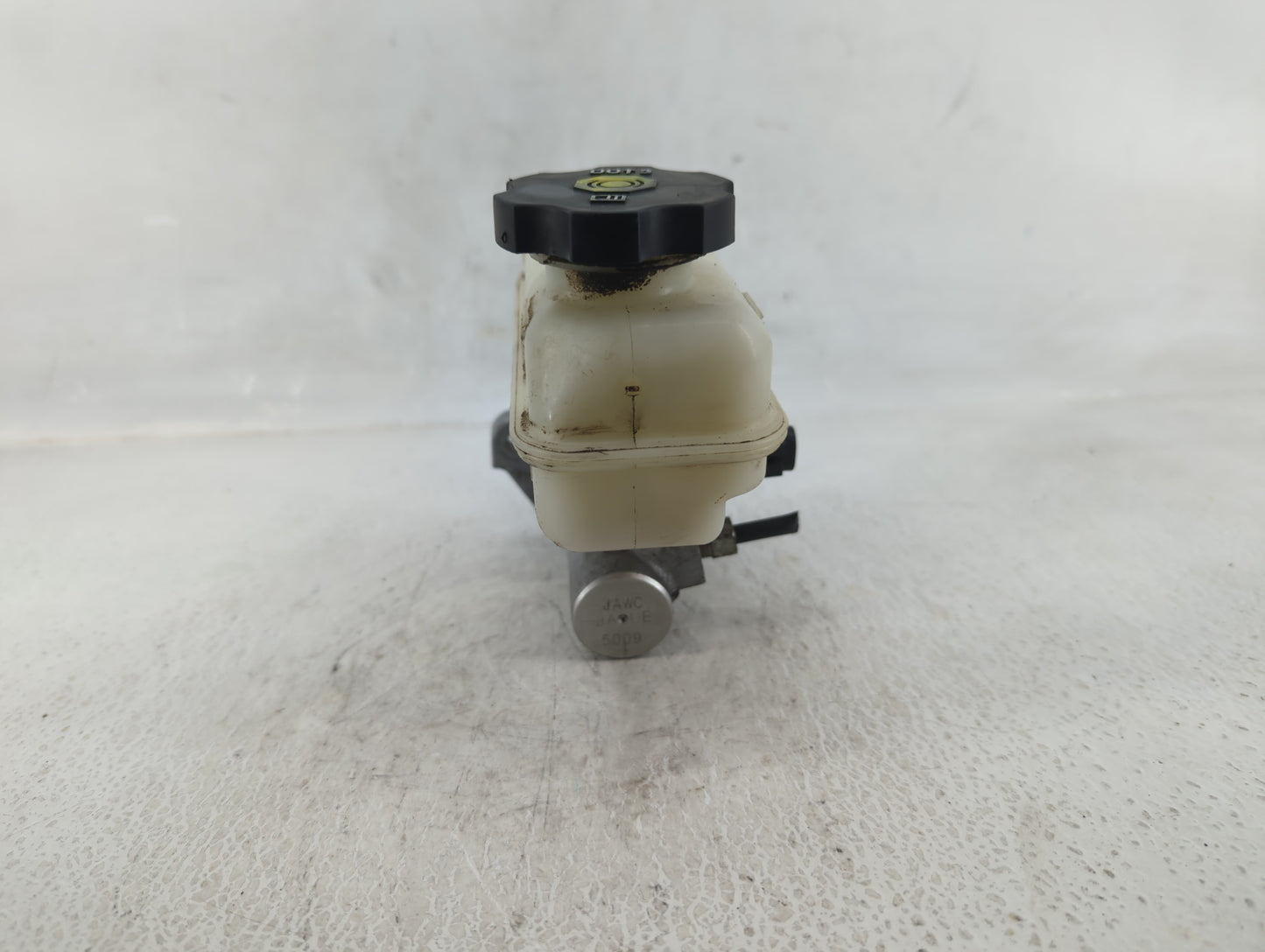 2013-2015 Chevrolet Captiva Sport Brake Master Cylinder - Oemusedautoparts1.com