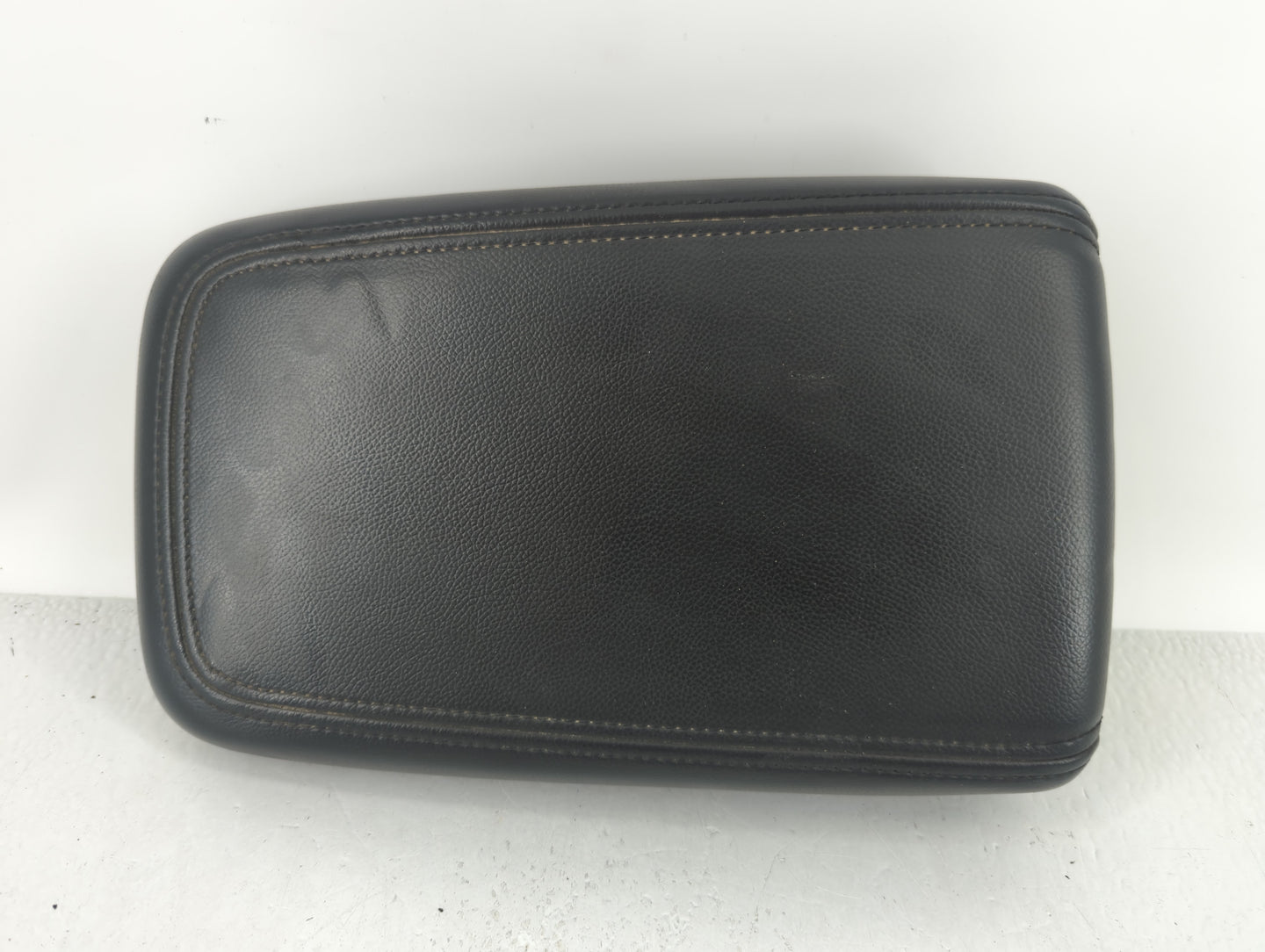 2012-2015 Chevrolet Captiva Sport Center Console Armrest Cover Lid Black - Oemusedautoparts1.com