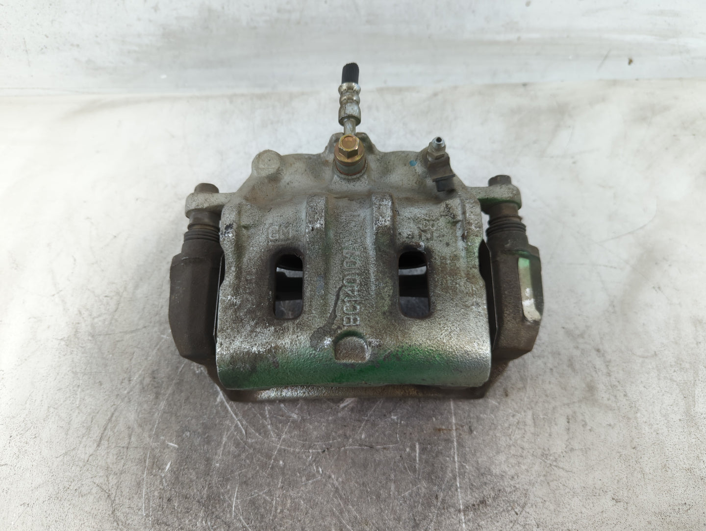 2012-2015 Chevrolet Captiva Sport Front Driver Left Brake Caliper 699542 - Oemusedautoparts1.com