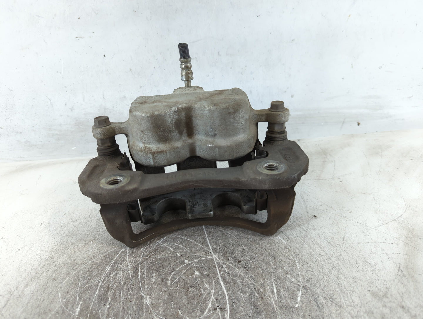 2012-2015 Chevrolet Captiva Sport Front Driver Left Brake Caliper 699542 - Oemusedautoparts1.com