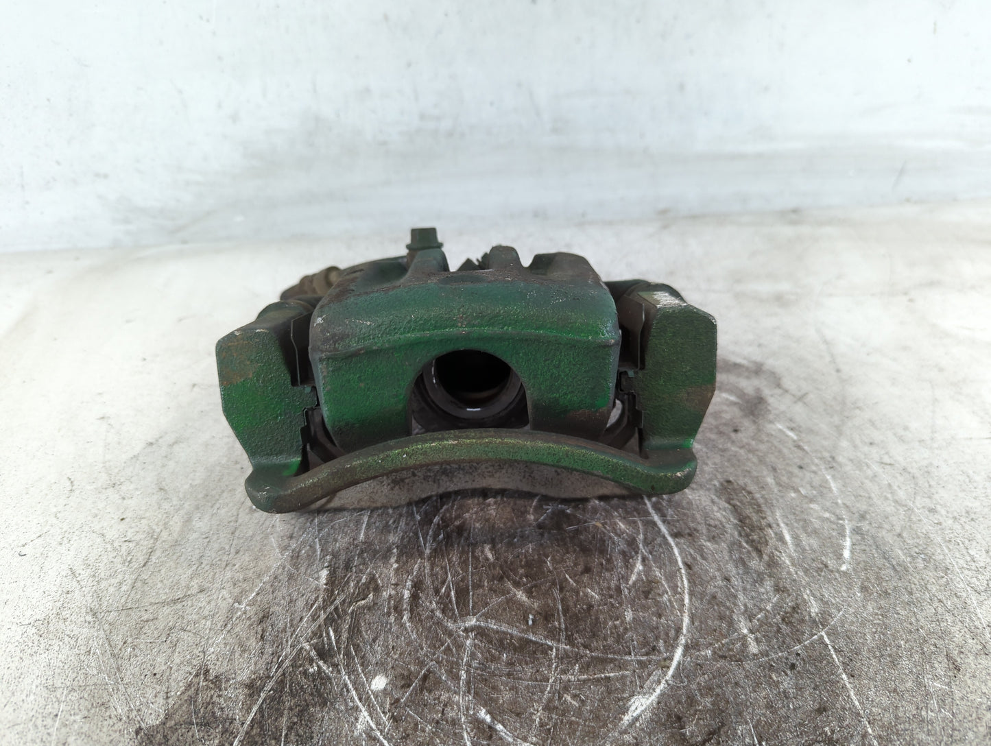 2012-2015 Chevrolet Captiva Sport Front Driver Left Brake Caliper - Oemusedautoparts1.com