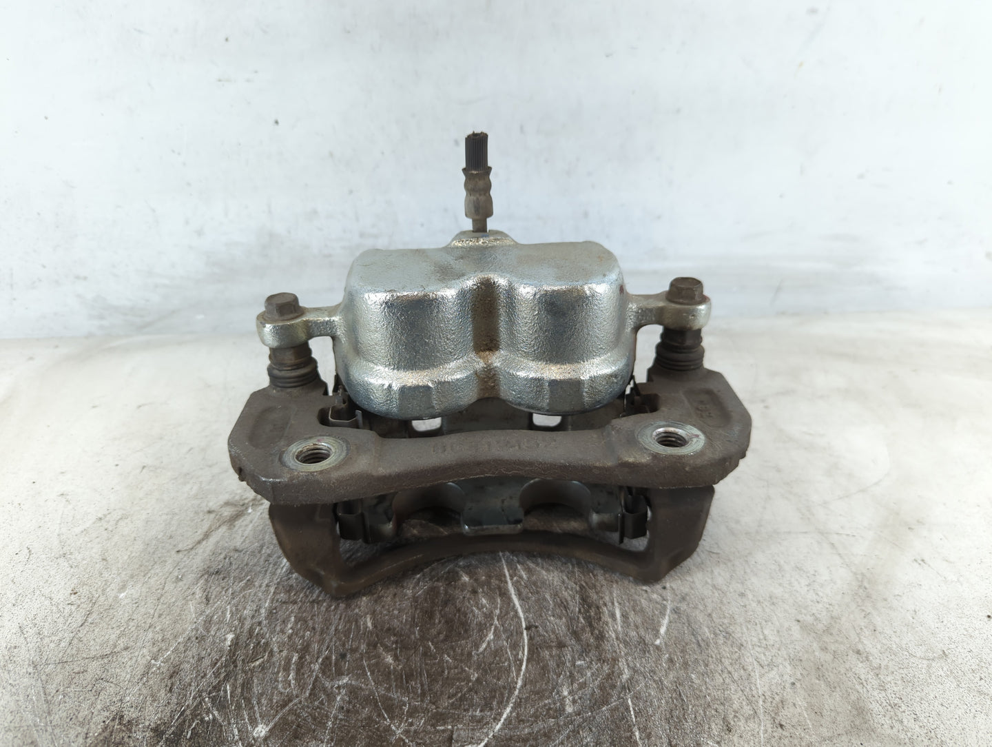 2012-2015 Chevrolet Captiva Sport Front Passenger Right Brake Caliper 699554 - Oemusedautoparts1.com