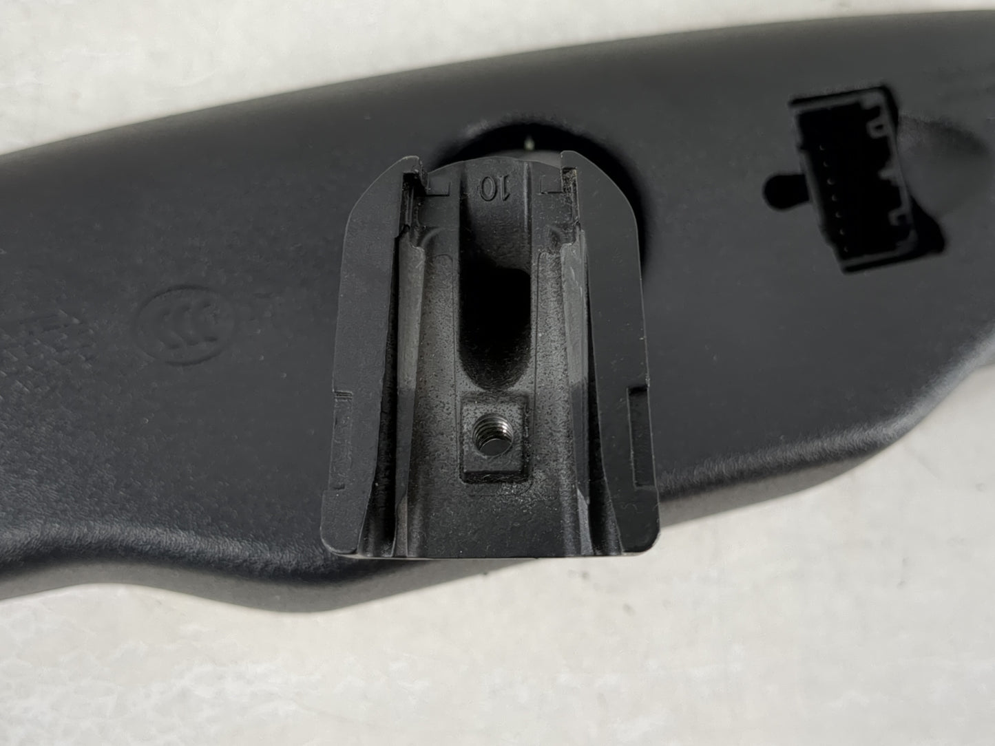 2013-2015 Chevrolet Captiva Sport Interior Rear View Mirror Replacement OEM Fits OEM Used Auto Parts - Oemusedautoparts1.com