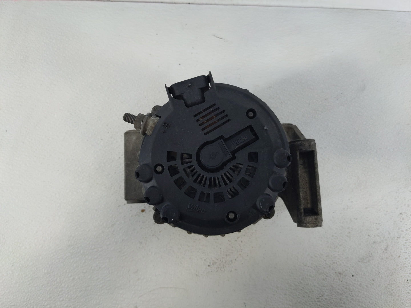 2012-2015 Chevrolet Captiva Sport Alternator Replacement Generator Charging Assembly Engine OEM Fits Fits 2012 2013 2014 201