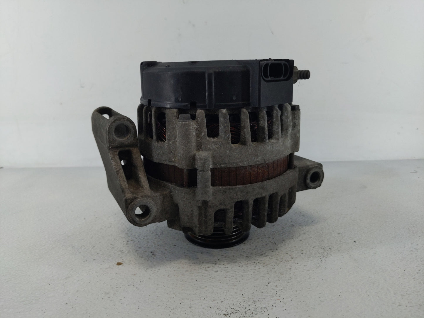 2012-2015 Chevrolet Captiva Sport Alternator Replacement Generator Charging Assembly Engine OEM Fits Fits 2012 2013 2014 201