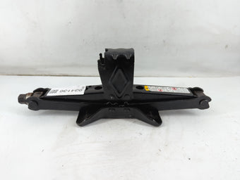 compare product 2014 Chevrolet Captiva Sport Spare Scissor Car Jack 934136