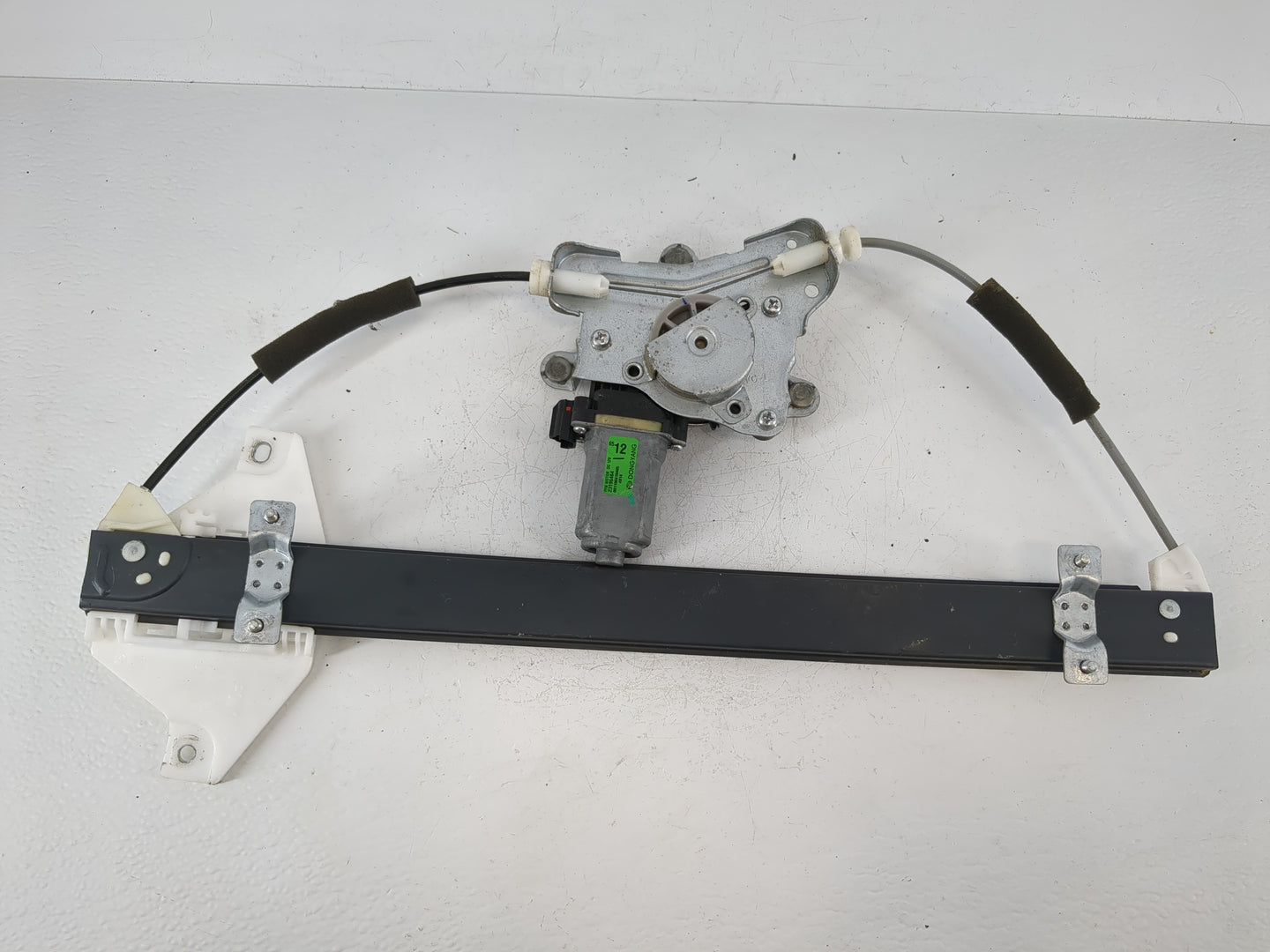 2012-2015 Chevrolet Captiva Sport Driver Front Left Power Window Motor - Oemusedautoparts1.com
