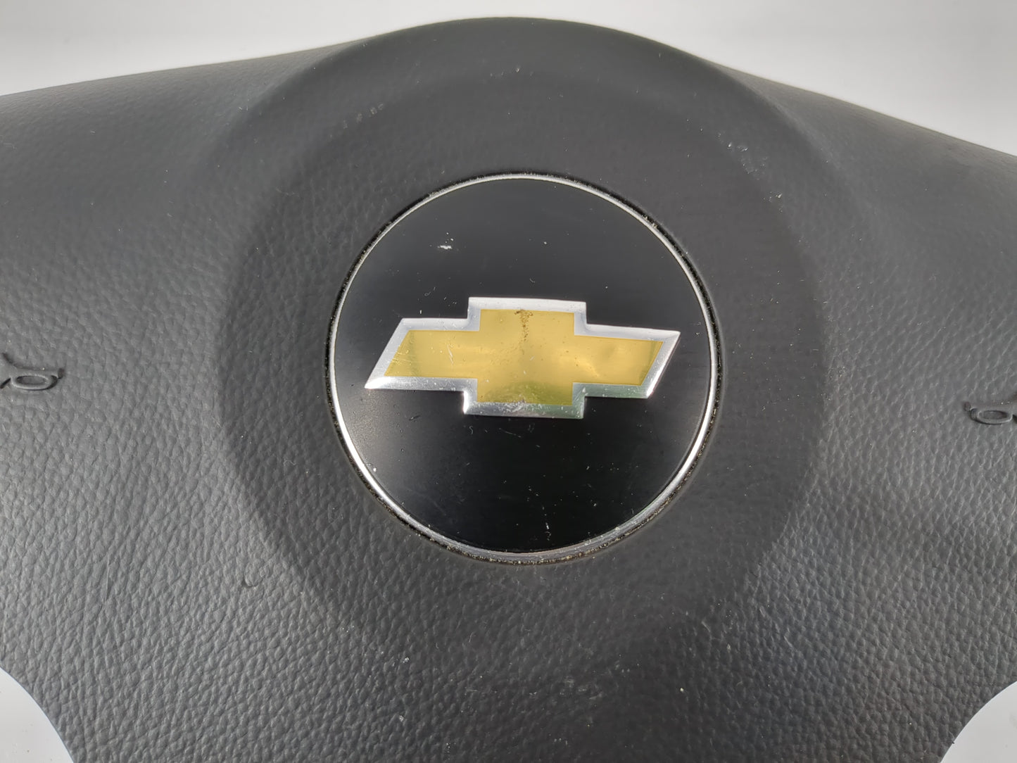 2012 Chevrolet Captiva Sport Air Bag Driver Left Steering Wheel Mounted - Oemusedautoparts1.com