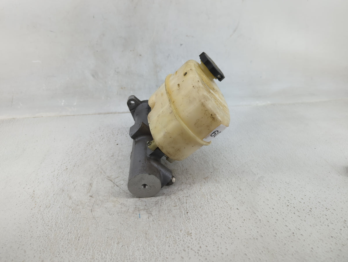 2014 Chevrolet Chevelle Brake Master Cylinder Cream - Oemusedautoparts1.com