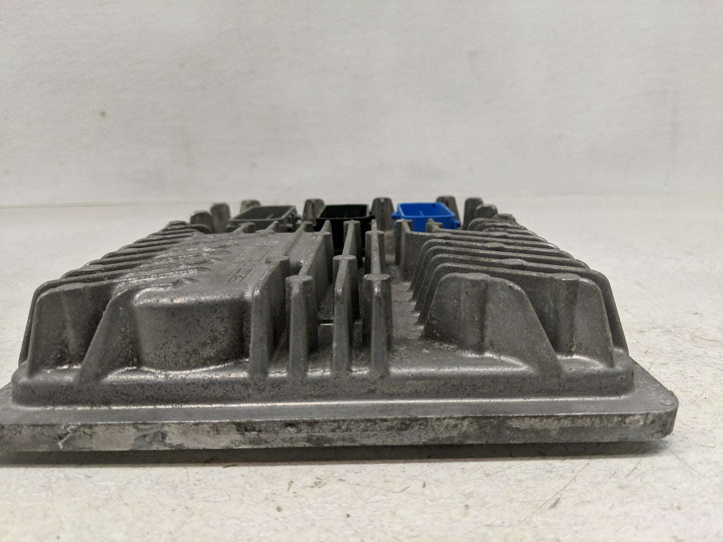 2014-2016 Chevrolet Corvette PCM Engine Control Computer ECU ECM PCU OEM P/N:12660064 Fits Fits 2014 2015 2016 OEM Used Auto