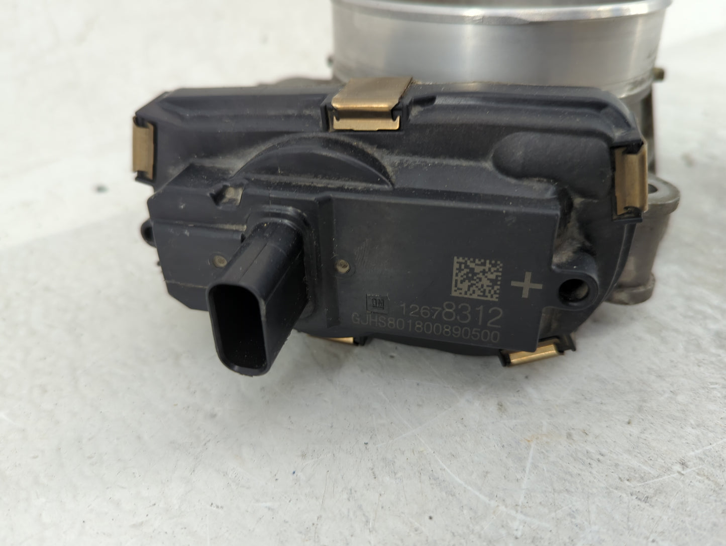 2014-2020 Chevrolet Corvette Throttle Body P/N:12678312 Fits Fits 2014 2015 2016 2017 2018 2019 2020 2021 2022 OEM Used Auto