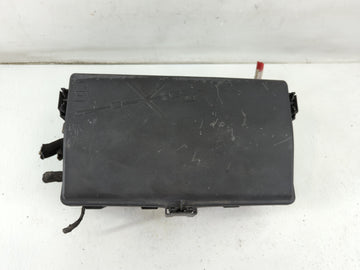 2011-2014 Chevrolet Cruze Fusebox Fuse Box Panel Relay Module P/N:812461952 Fits Fits 2011 2012 2013 2014 OEM Used Auto Part
