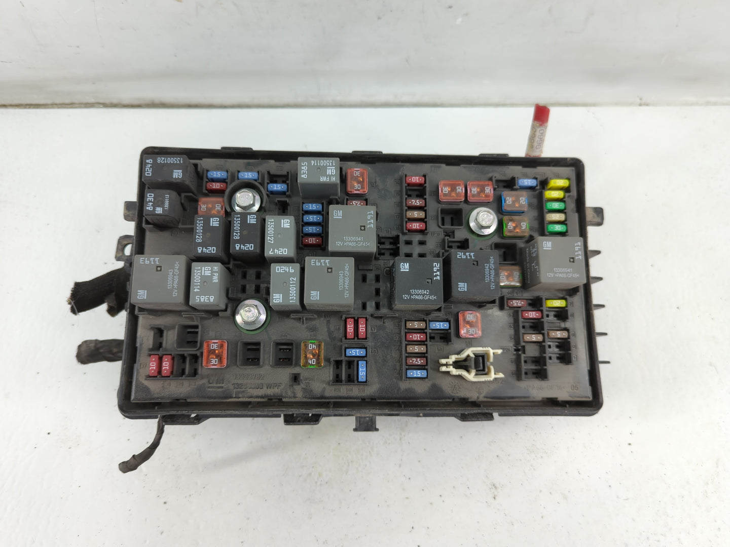 2011-2014 Chevrolet Cruze Fusebox Fuse Box Panel Relay Module P/N:812461952 Fits Fits 2011 2012 2013 2014 OEM Used Auto Part