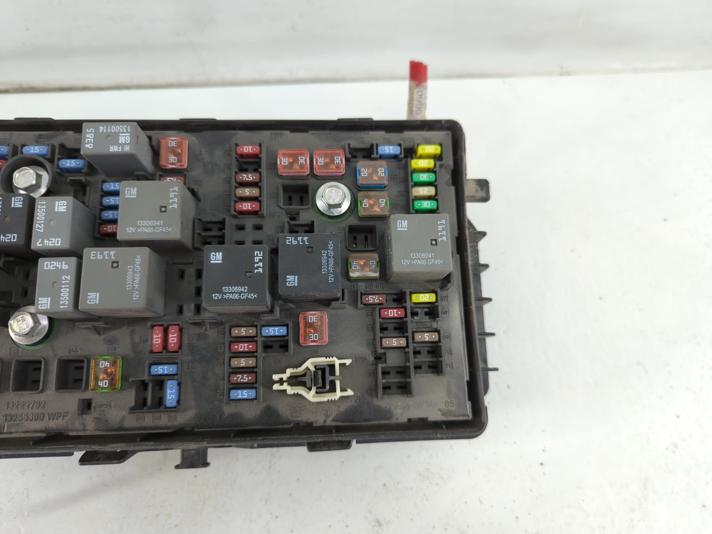 2011-2014 Chevrolet Cruze Fusebox Fuse Box Panel Relay Module P/N:812461952 Fits Fits 2011 2012 2013 2014 OEM Used Auto Part