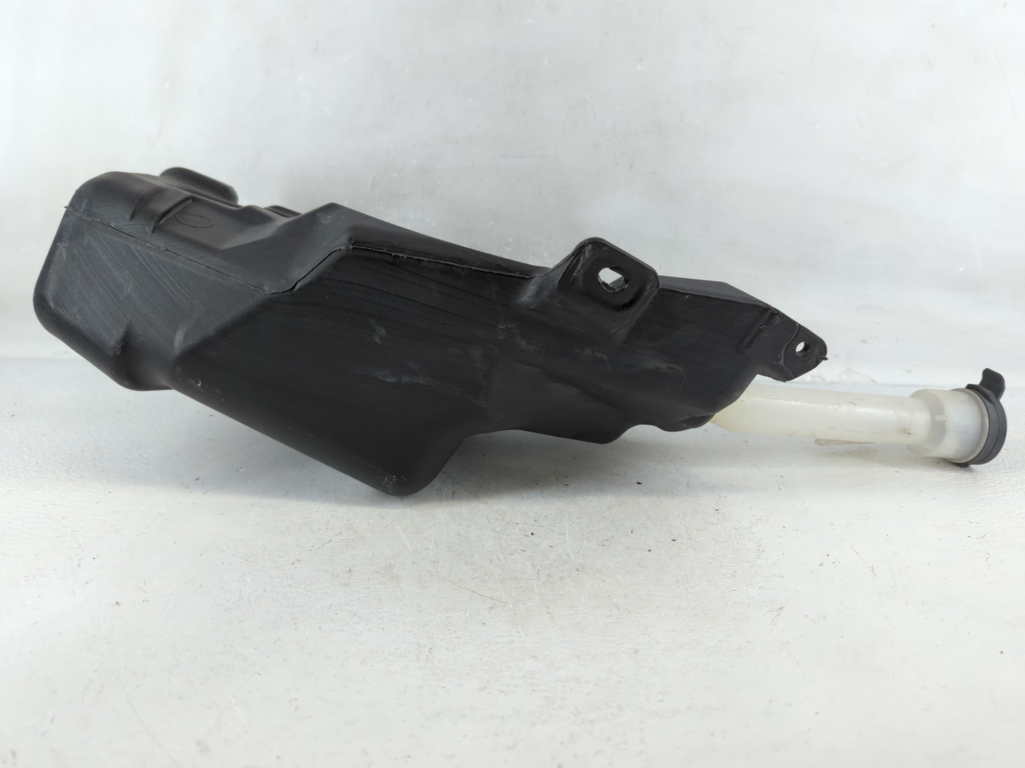 2011-2016 Chevrolet Cruze Windshield Washer Fluid Reservoir Bottle Oem - Oemusedautoparts1.com
