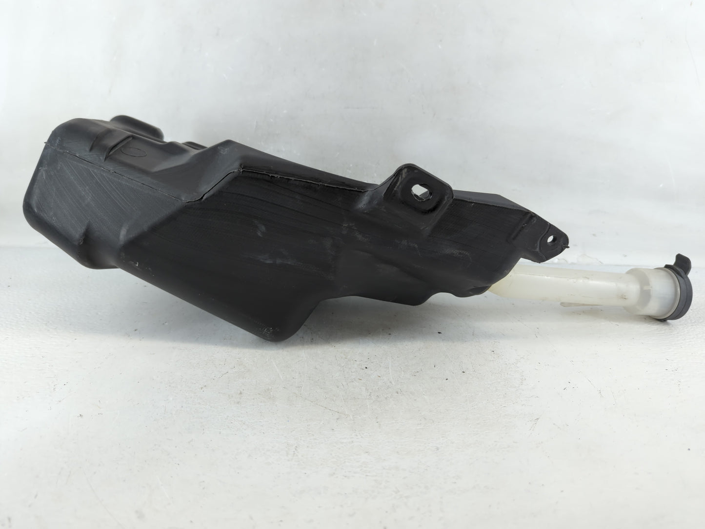 2011-2016 Chevrolet Cruze Windshield Washer Fluid Reservoir Bottle Oem - Oemusedautoparts1.com