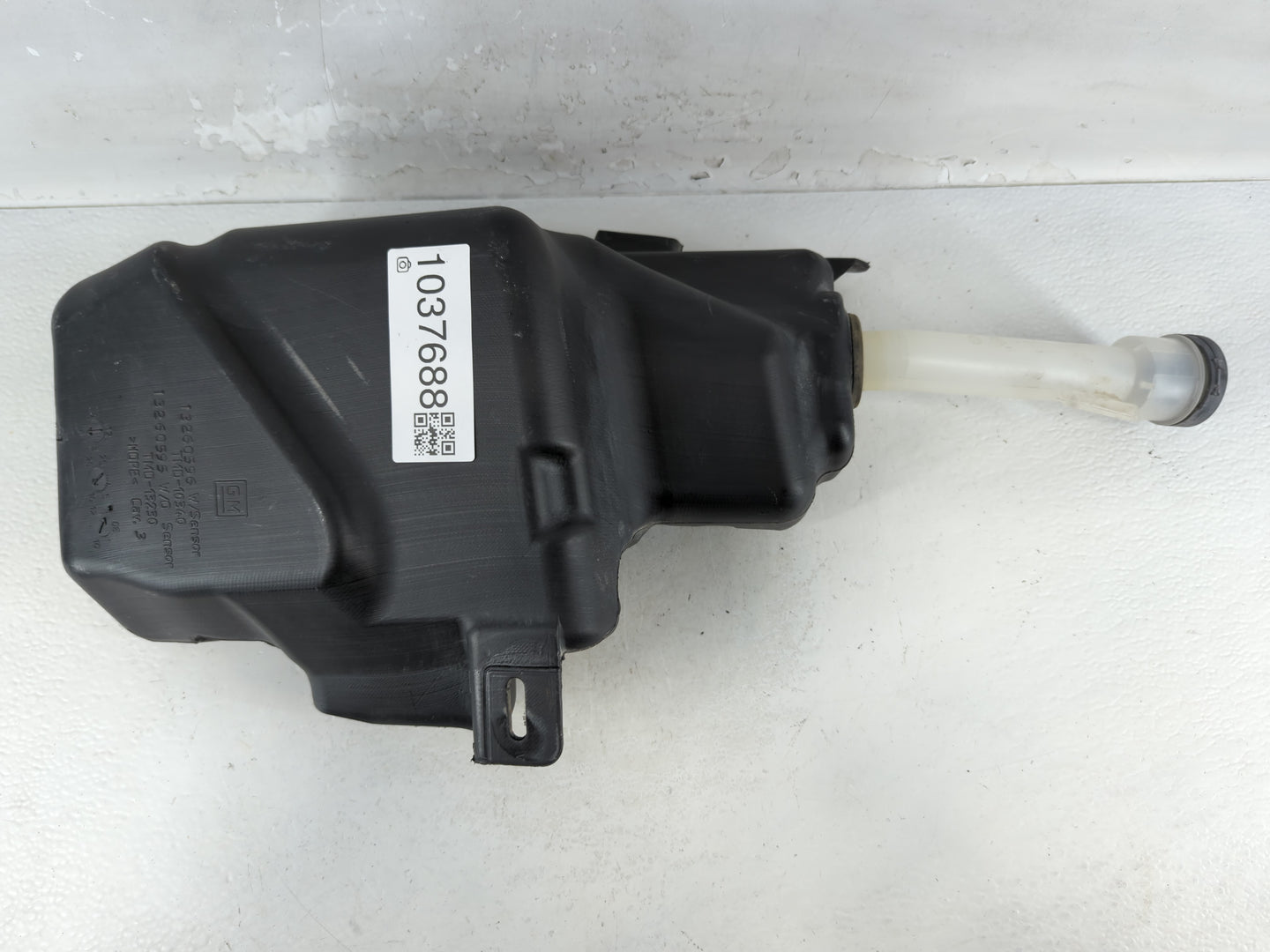 2011-2016 Chevrolet Cruze Windshield Washer Fluid Reservoir Bottle Oem - Oemusedautoparts1.com