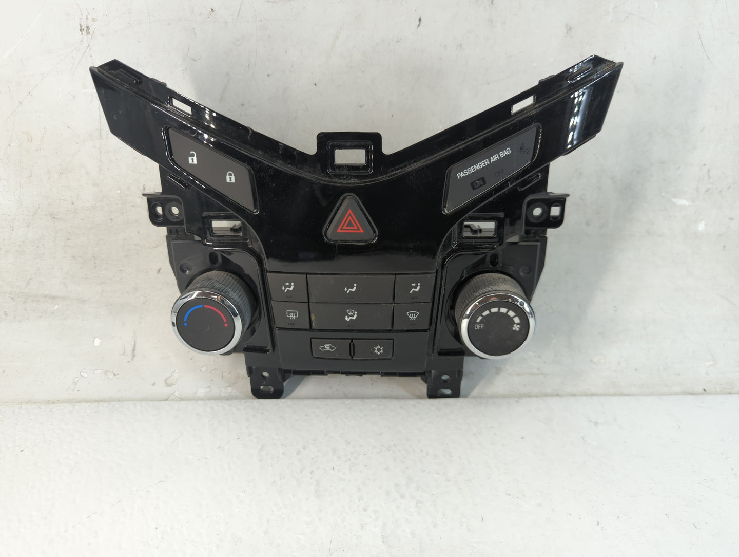2011-2015 Chevrolet Cruze Climate Control Module Temperature AC/Heater Replacement P/N:95146207 Fits Fits 2011 2012 2013 201