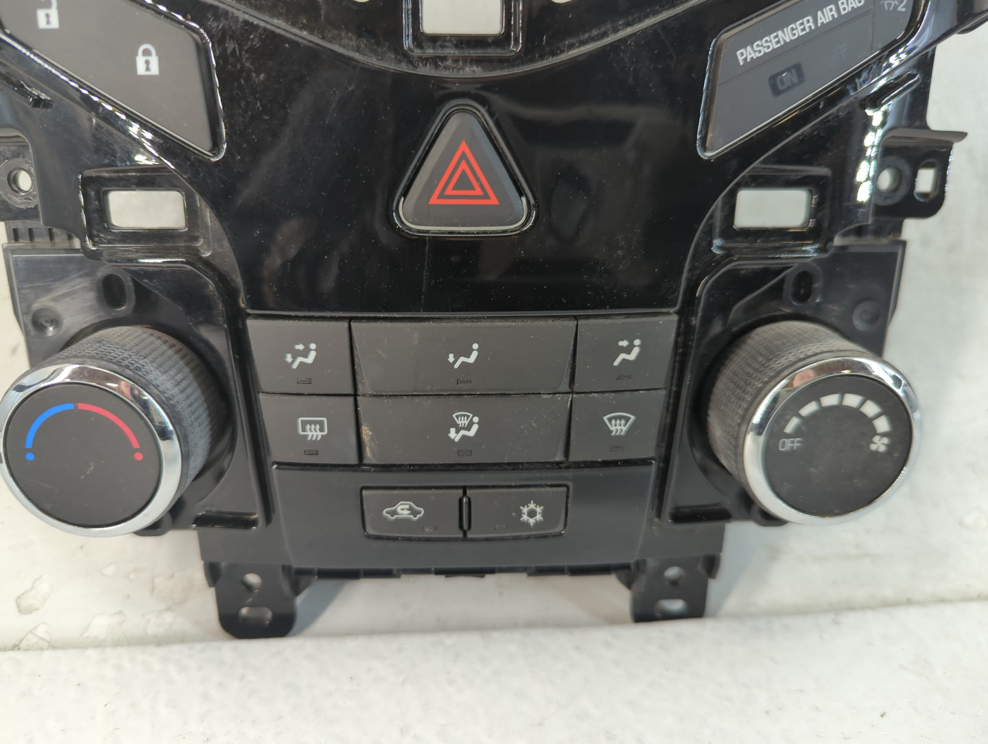 2011-2015 Chevrolet Cruze Climate Control Module Temperature AC/Heater Replacement P/N:95146207 Fits Fits 2011 2012 2013 201