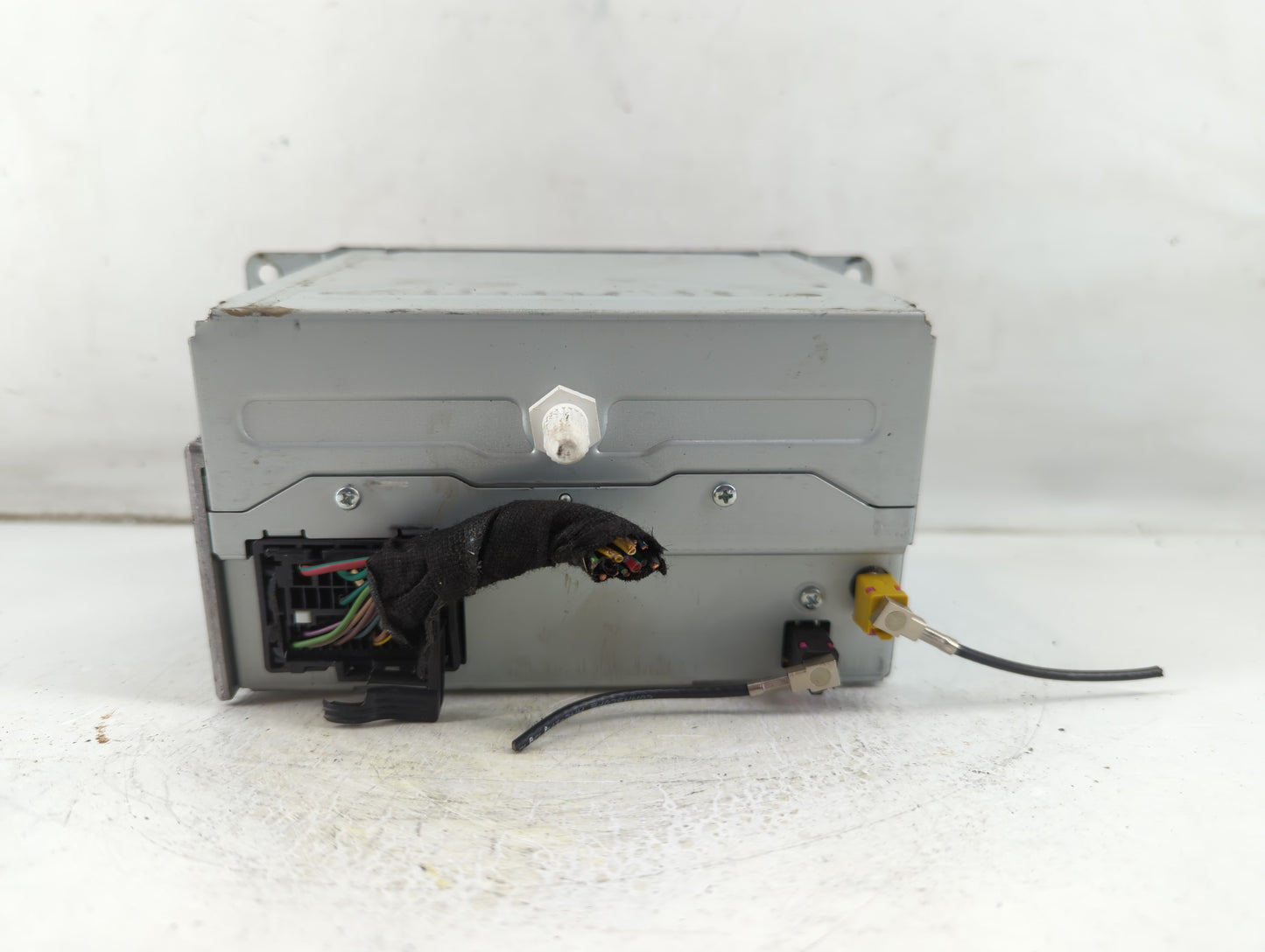 2013-2016 Chevrolet Cruze Radio AM FM Cd Player Receiver Replacement P/N:22976137 Fits Fits 2013 2014 2015 2016 OEM Used Aut