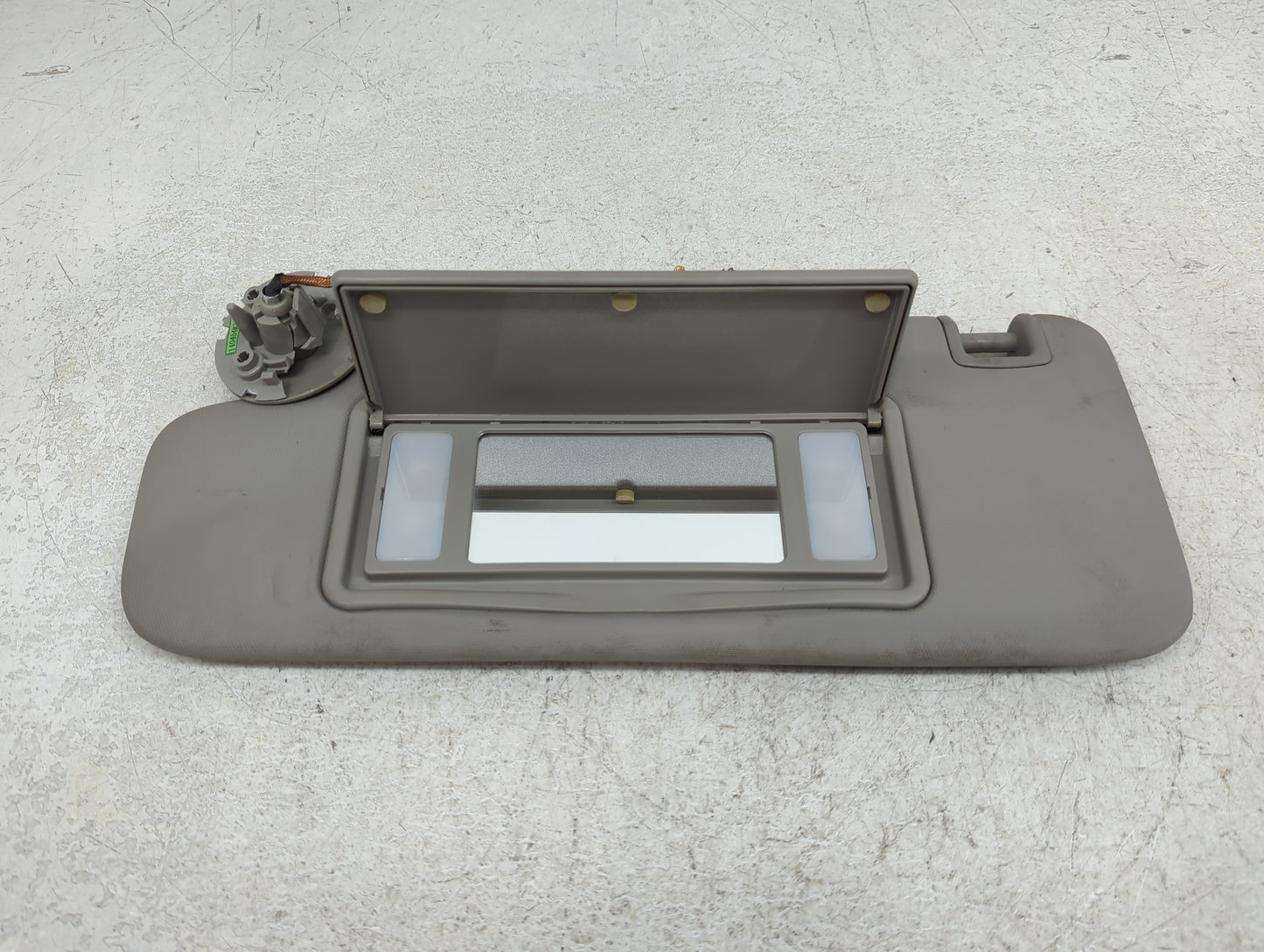 2011-2016 Chevrolet Cruze Sun Visor Shade Replacement Driver Left Mirror Fits Fits 2011 2012 2013 2014 2015 2016 OEM Used Au